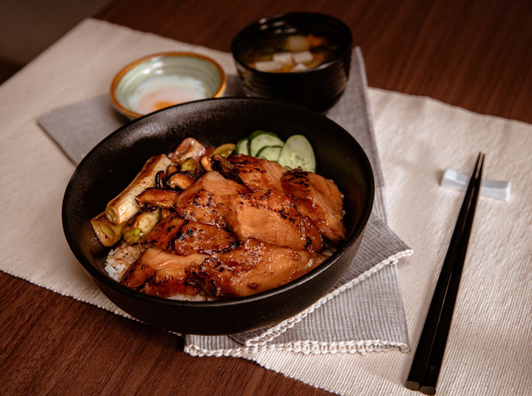 D5. Teriyaki Chicken Don 