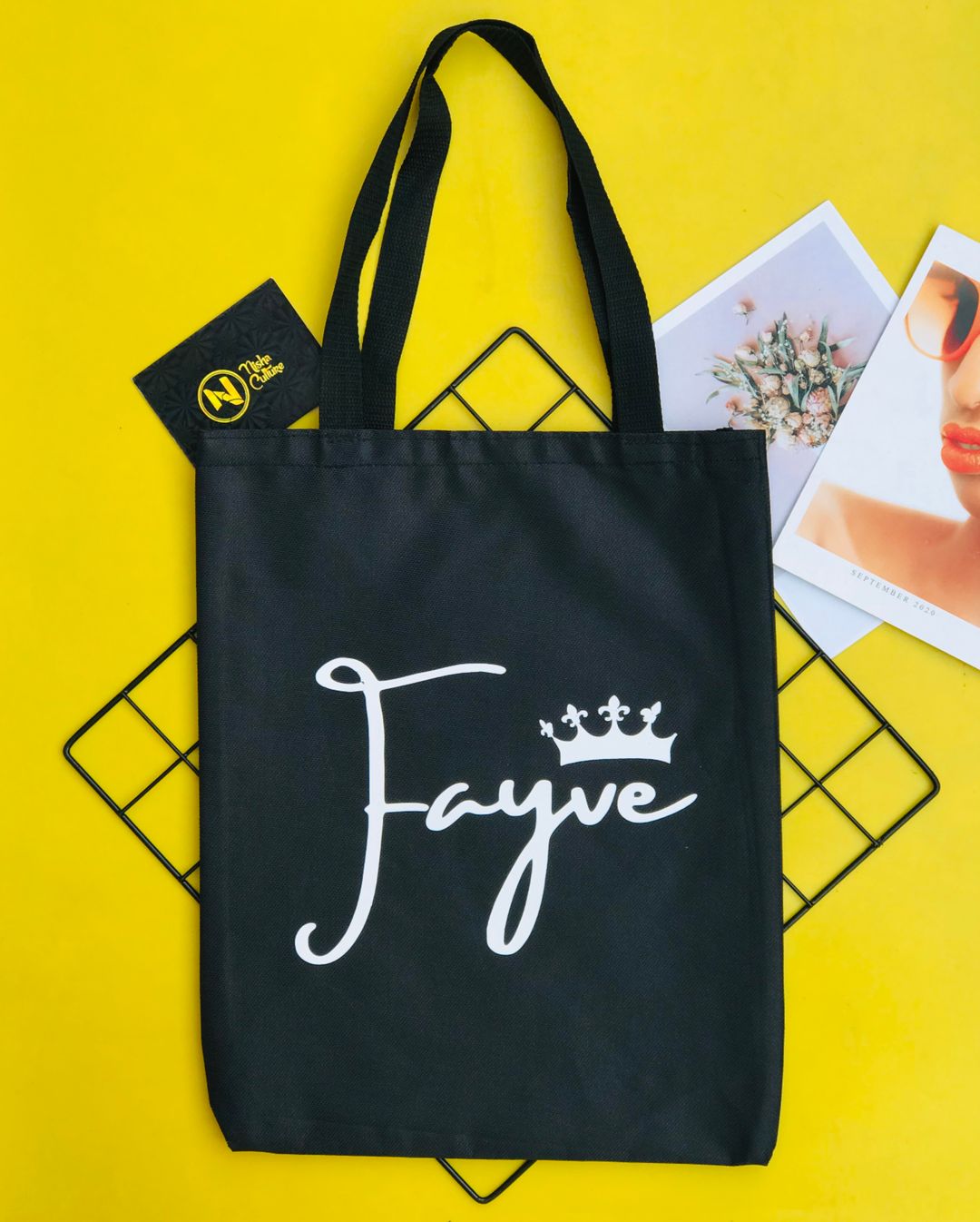 White prints tote bag