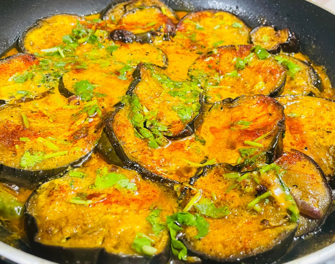 Sorshe Begun (Bengali Home Style)