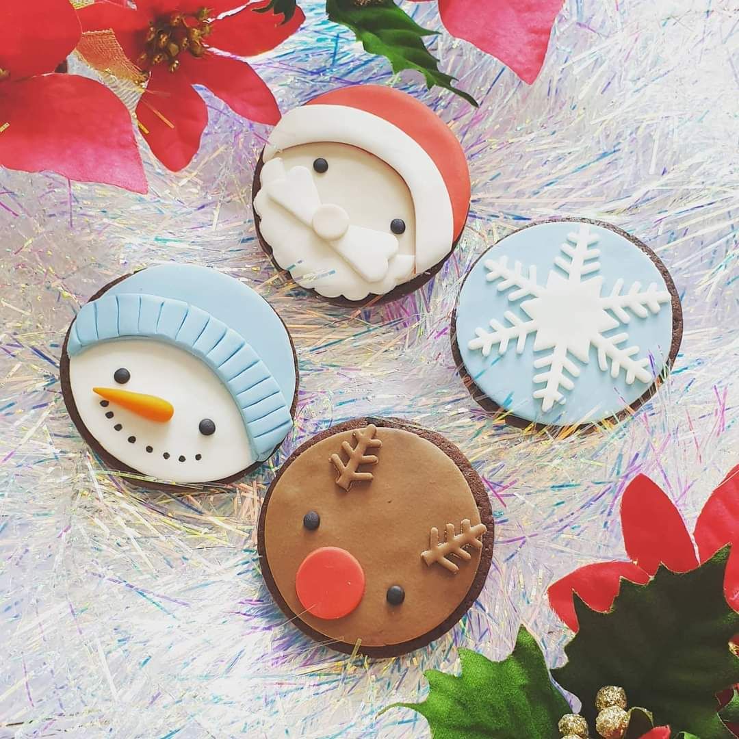 Christmas Fondant Cookies