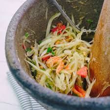 Green papaya salad