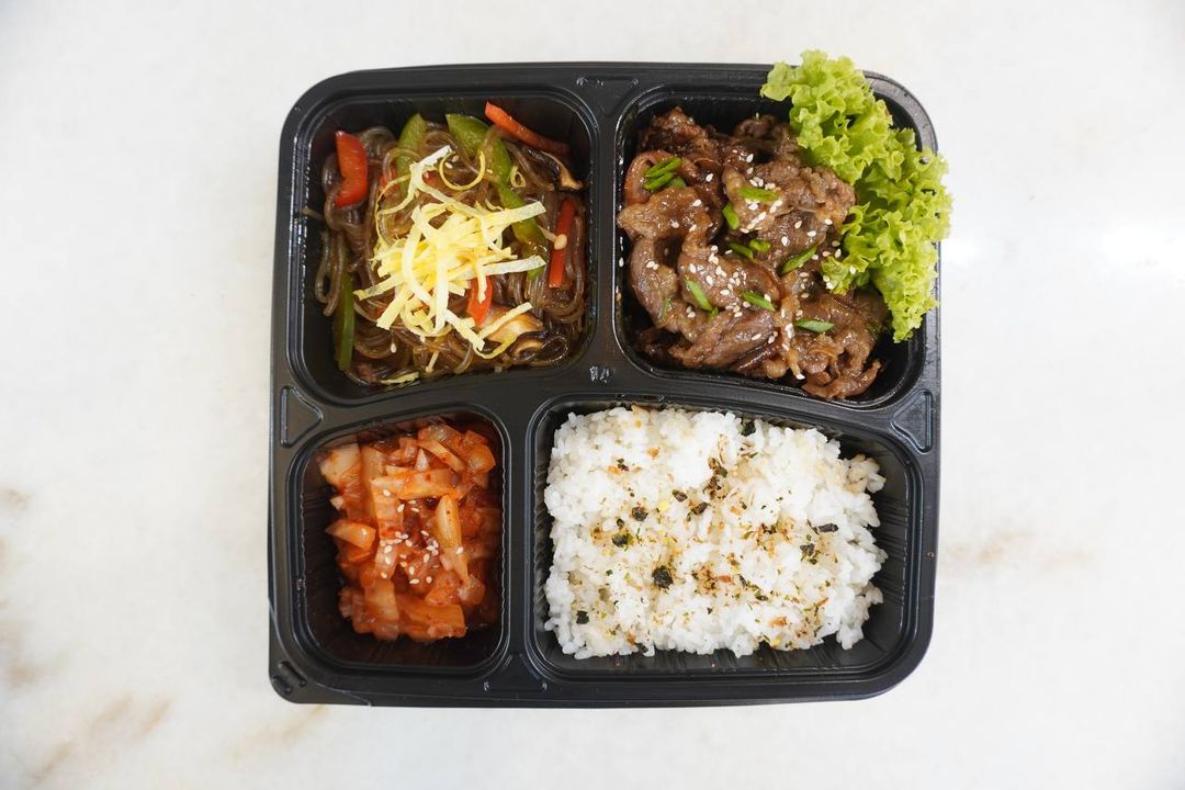 Y4. Bulgogi Beef Dosirak Set 腌甜肥牛肉便当