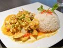 Thai Yellow curry seafood with rice 