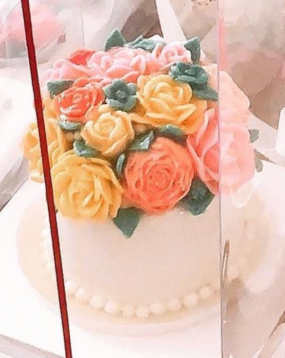 5.5 inch (Tall cake Dom) - $68