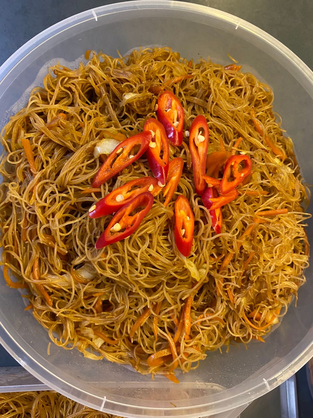 Home Cooked Garlic Fried Bee Hoon 蒜蓉炒米粉