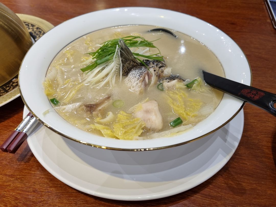 生鱼鳃汤  Fish Gill Fillet Soup  