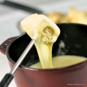 Signature Cheese Fondue by Chef Julien (450 gram per pack)