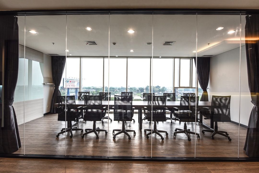 Meeting Room (5th Floor Cengkareng Business City)