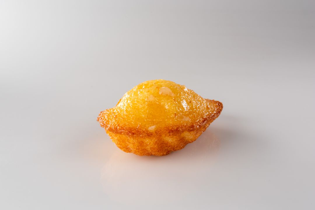 ST.MICHEL FROZEN CITRUS PETITE MADELEINE 18G (STM-FFF-FROMAD41593)