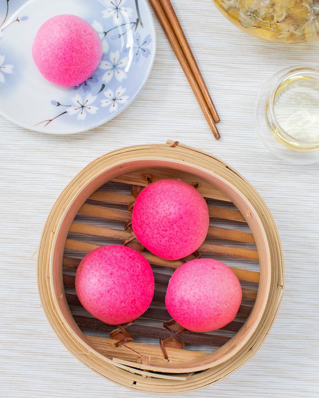 Small Longevity Pau（莲蓉寿桃）