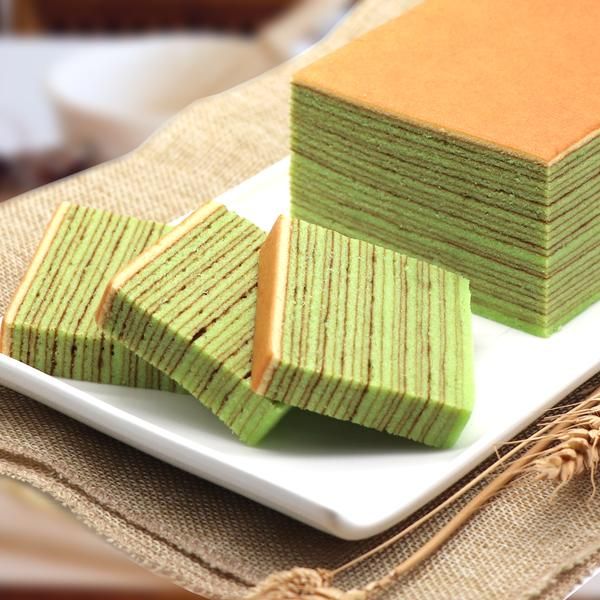 Pandan Lapis Cake (Whole - 1.2kg)