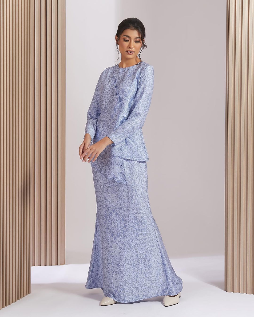 MIRHA BAJU KURUNG - SOFT CHAMBRAY