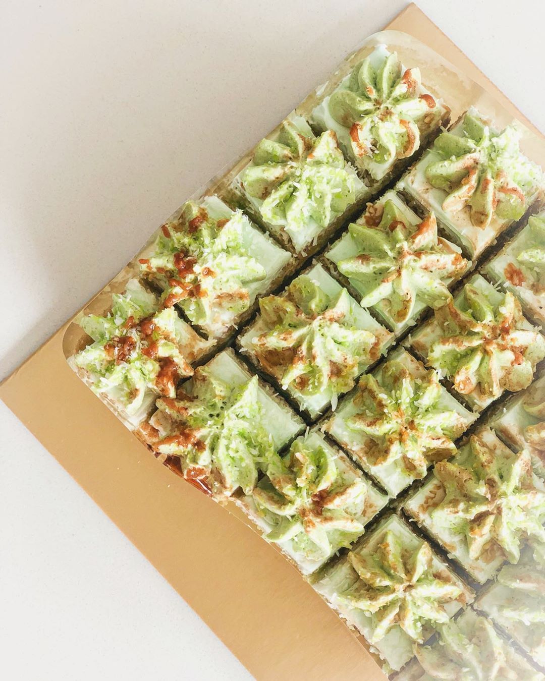 Bite sized ondeh ondeh cake 
