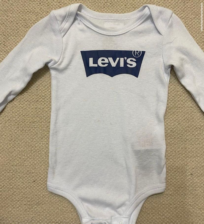 Levi’s long sleeve