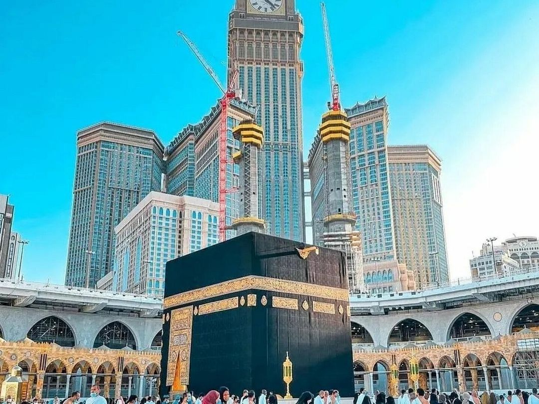 Badal Umrah (Complimentary Gift - Waqaf Al Quran + Sejadah Madinah)