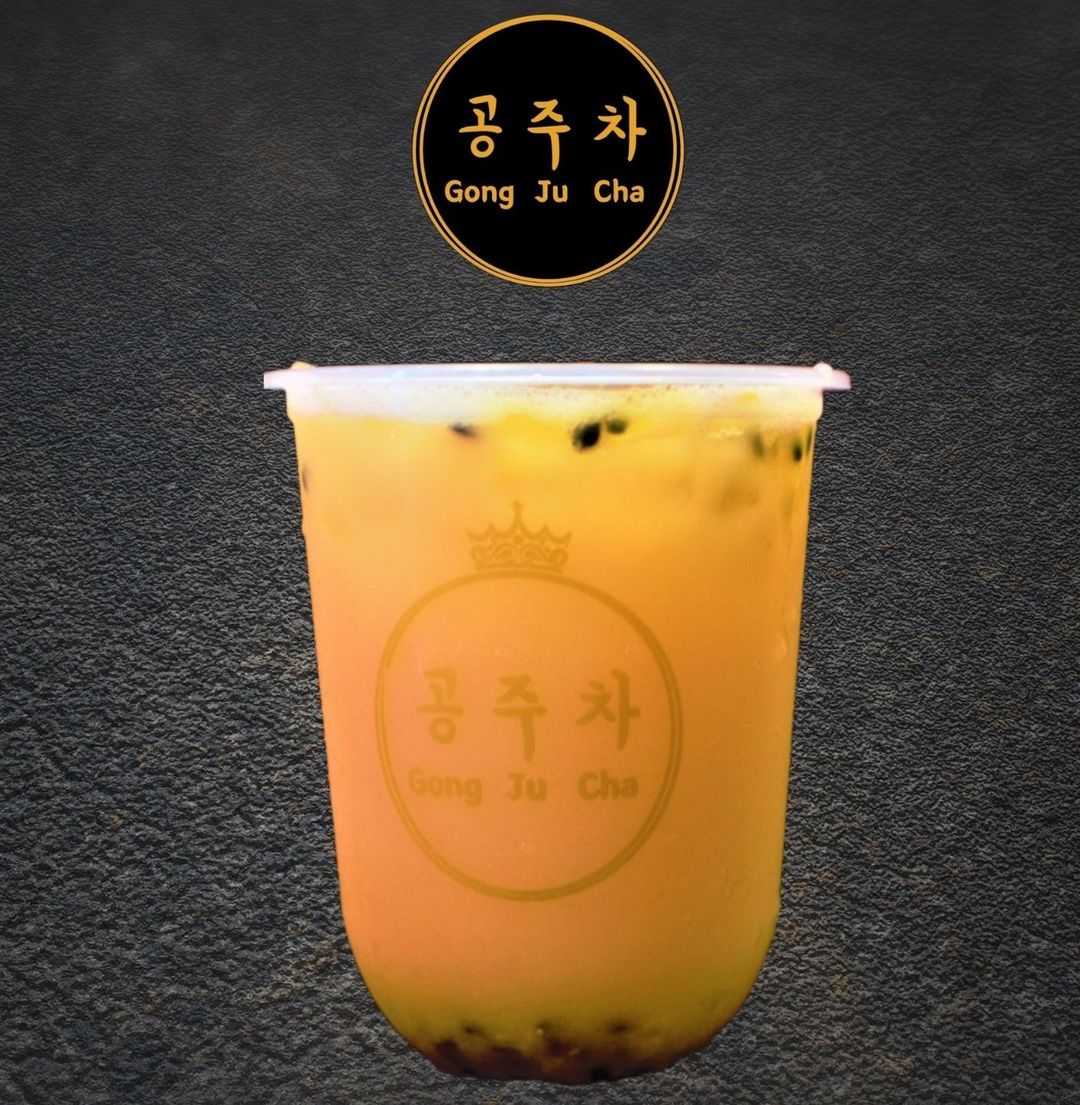 Yakult Passionfruit Green Tea