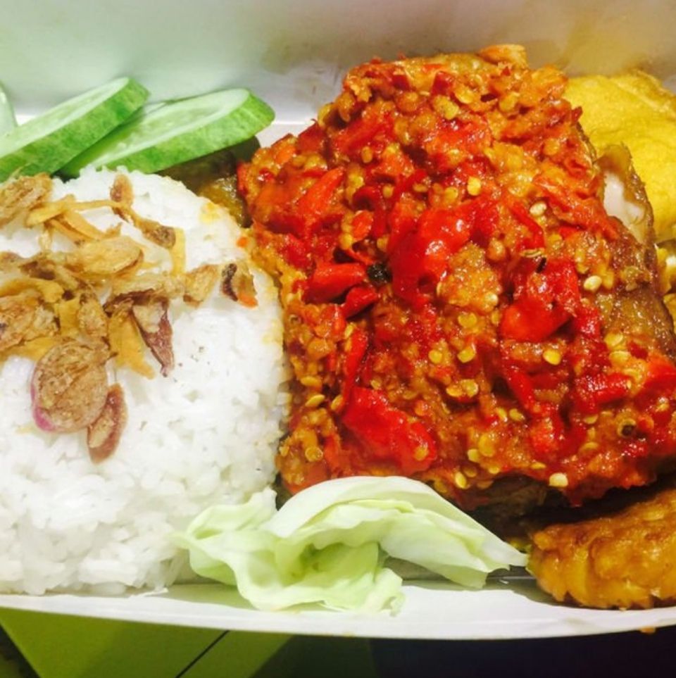 Nasi Ayam Geprek Adami