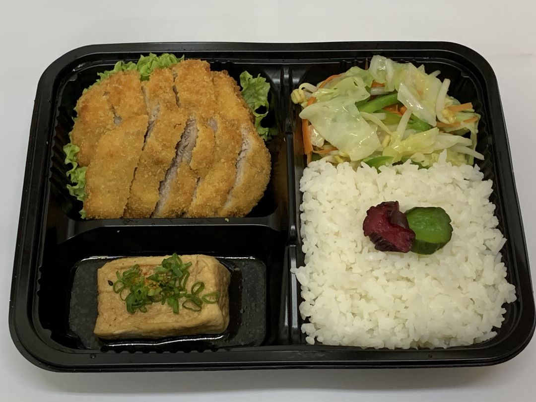 T003 Tonkatsu Bento　豚カツ弁当