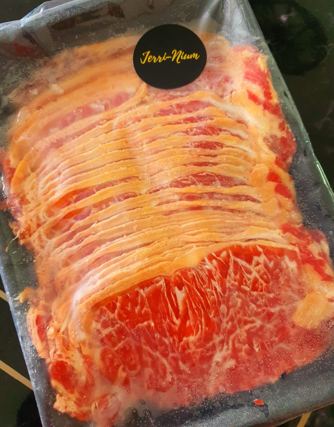 AUS Meltique Beef Striploin SHABU 500g/tray 