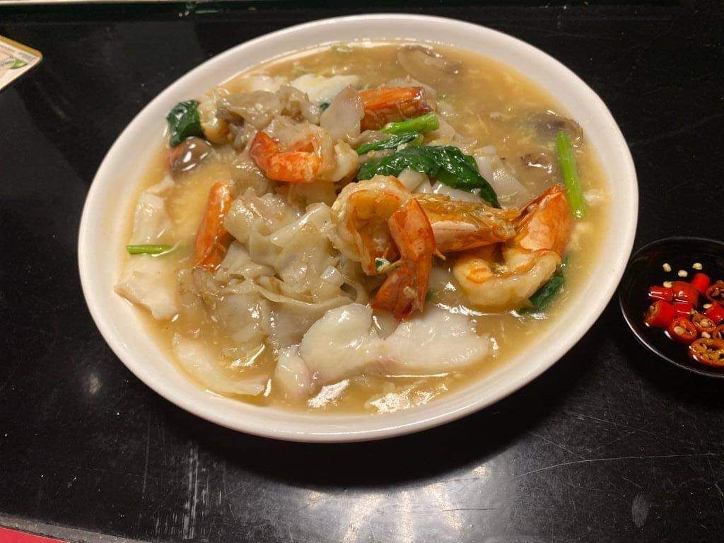 Hor Fun (with Gravy) 河粉 