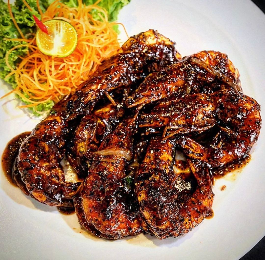 Black Pepper Prawns 黑椒蝦