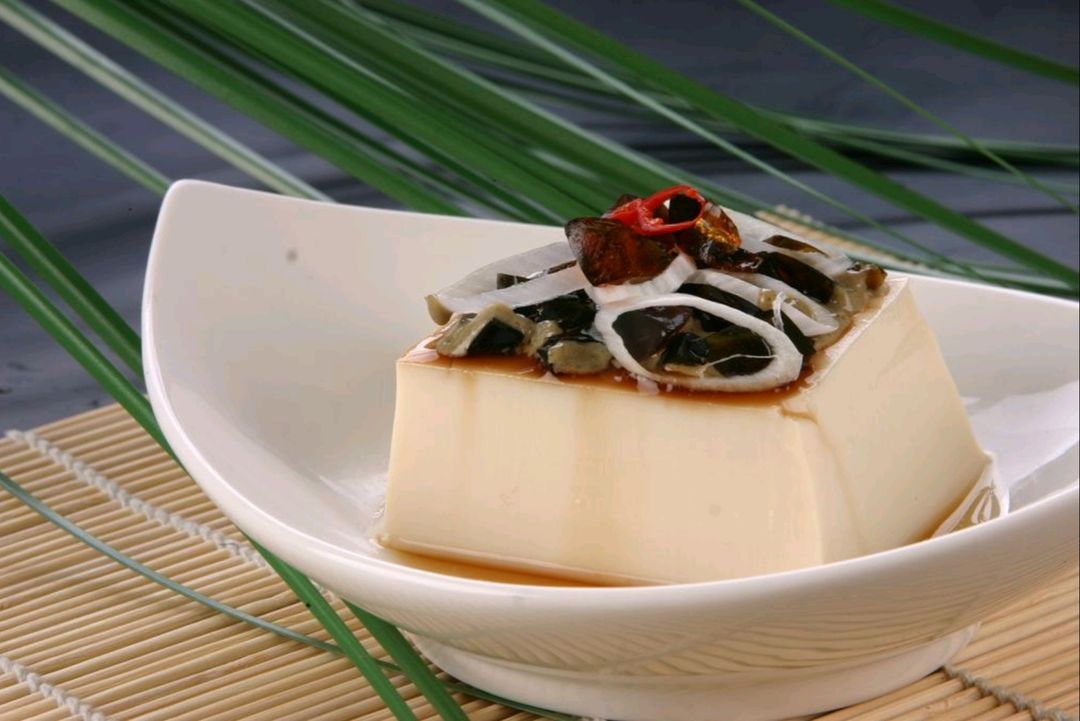 皮蛋米酒豆腐  Century Egg Sake Doufu 