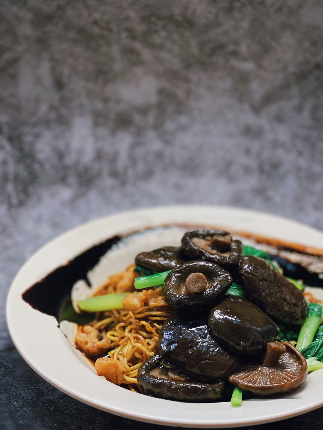 Braised Mushroom Noodle 冬菇面