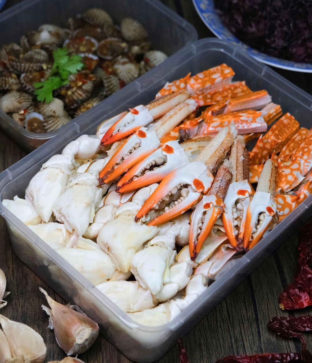 (POPULAR!) Peeled Crab Box with Homemade Thai Chilli Sauce
