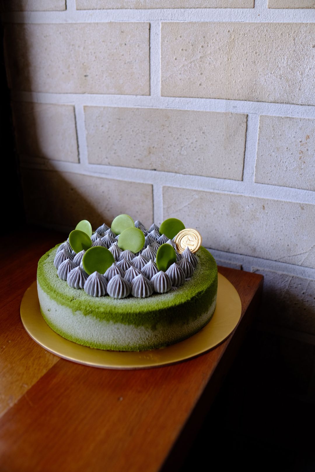 7inch Black Sesame & Yuzu Matcha Ice-cream Cake