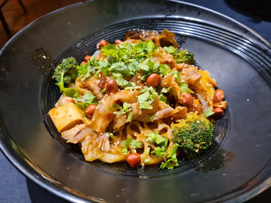 1. Laksa Xiang Guo Base 拉沙香锅底