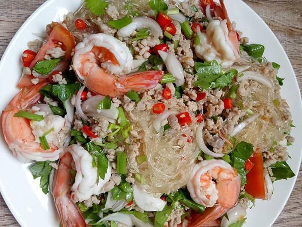 Vermicelli Spicy Salad with Prawns