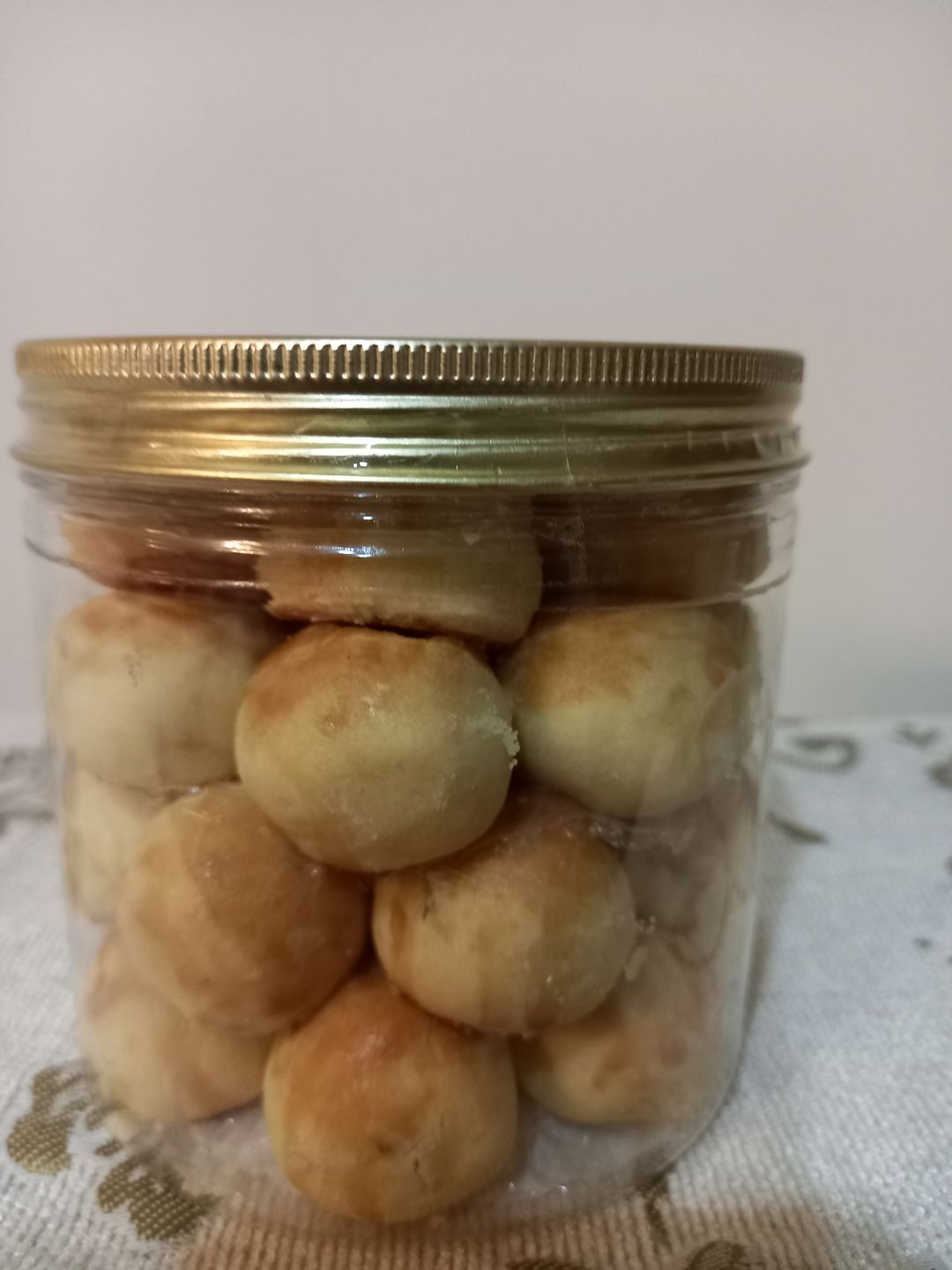 Pineapple Ball 黄梨球