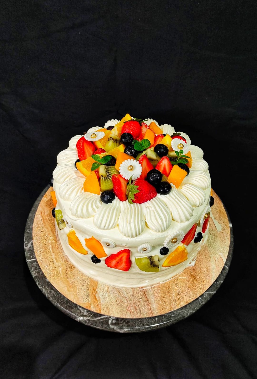 HANEUL (Fruit Cream Cake)