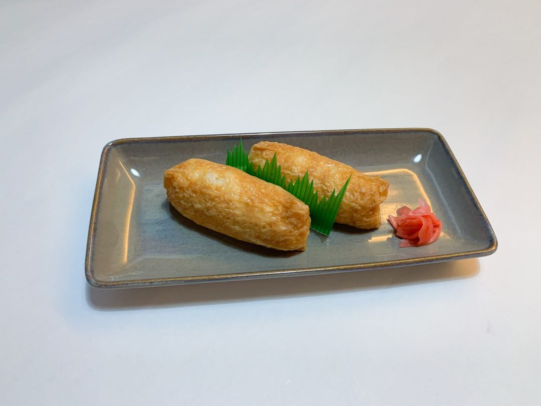 B010. Inari Sushi　稲荷寿司