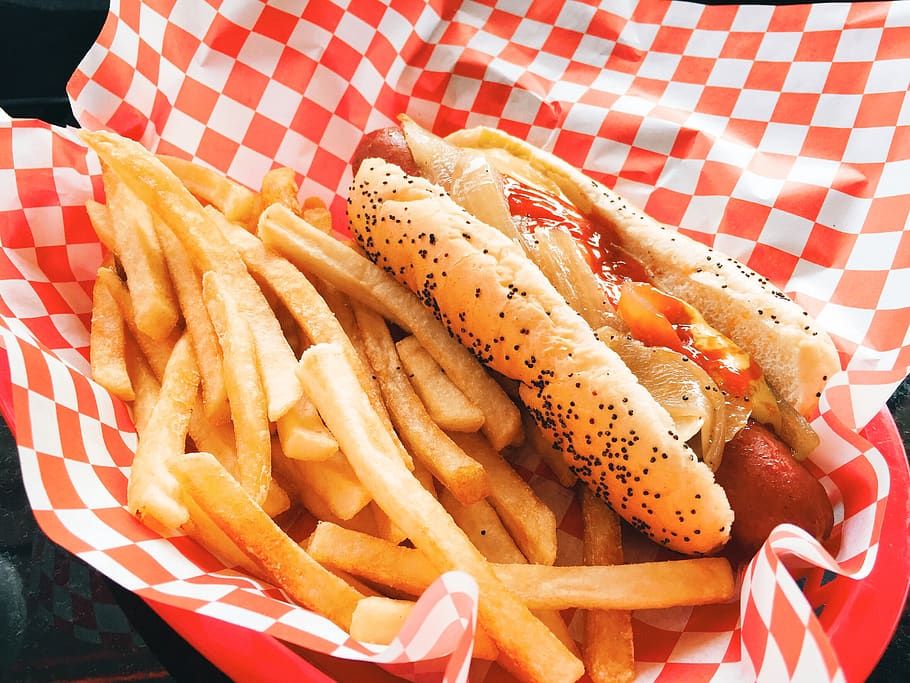 Hot Dog & Fries