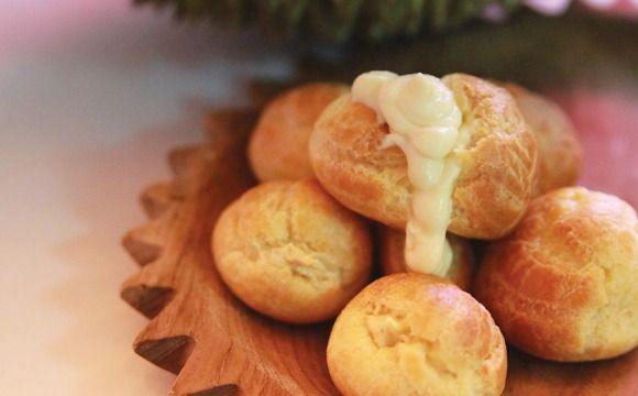 Signature D24 Durian Puff (10pcs) 