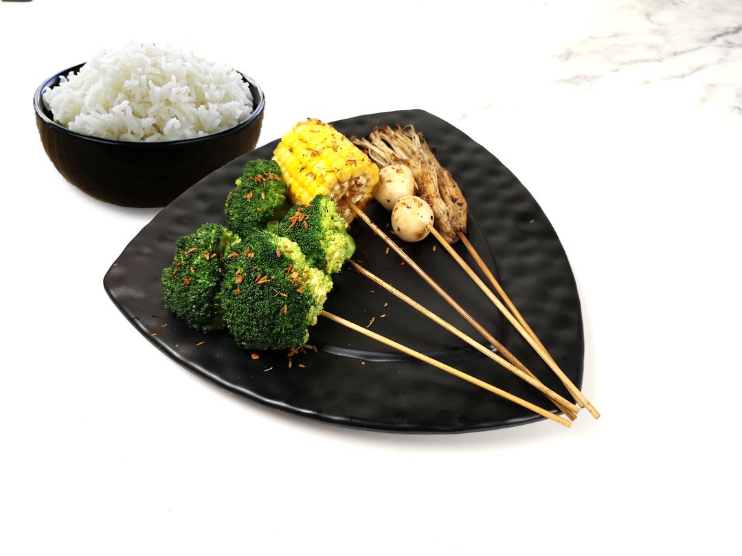 Veggie Skewers Set (with Rice) 蔬菜烧烤串套餐 (加米饭)