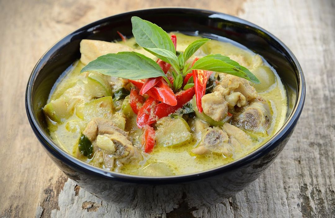 Thai green curry with chicken