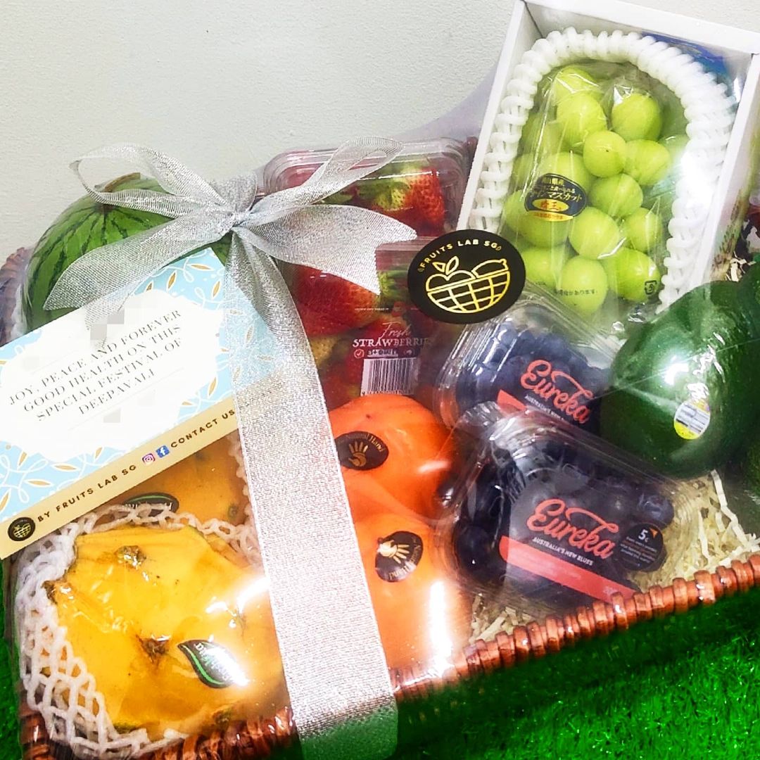 Hamper packaging