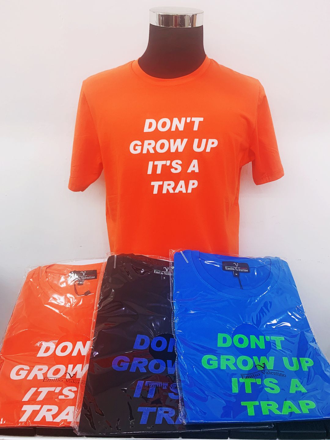 Men Graphic Tee (Dont Grow Up)