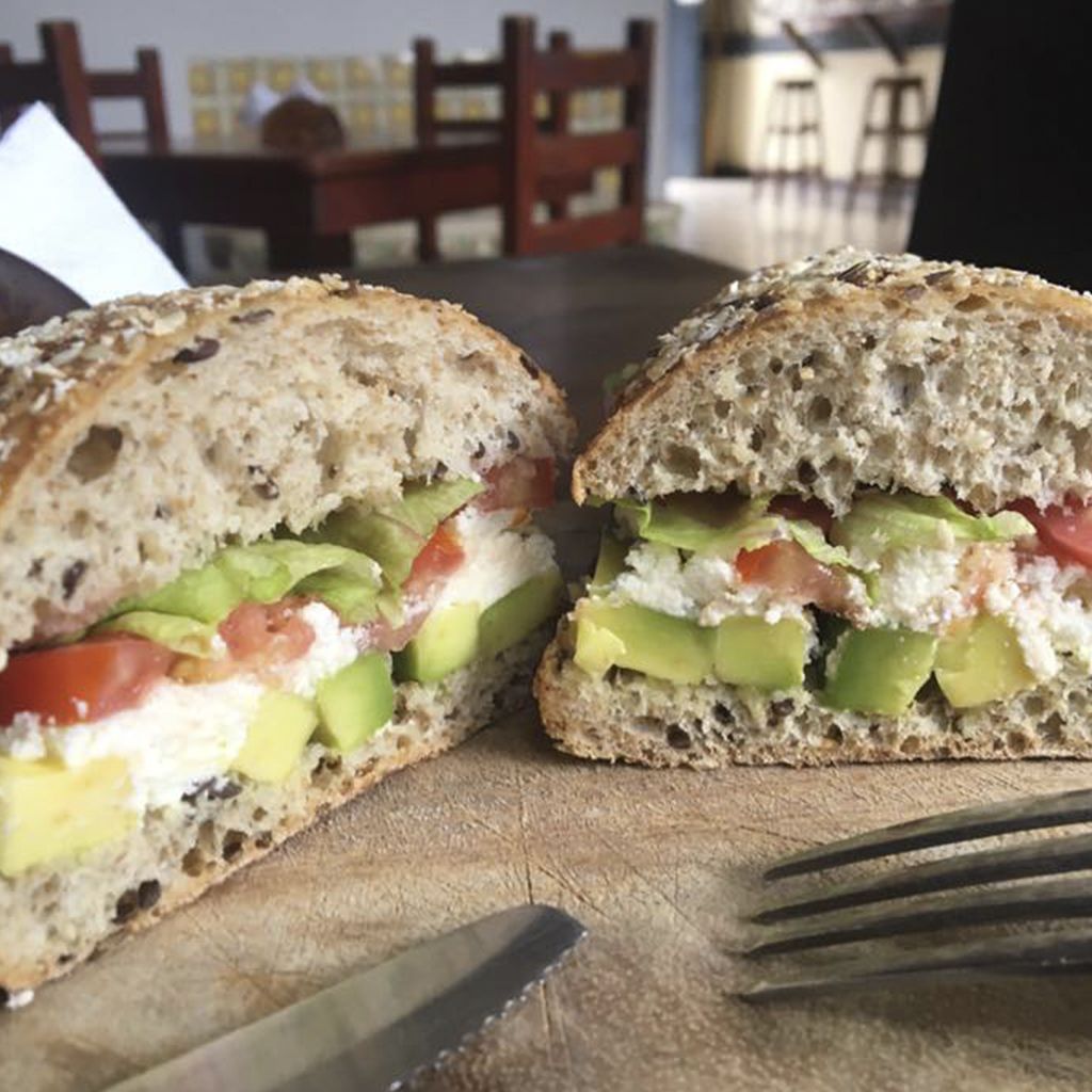 Sandwich Cabra & Aguacate