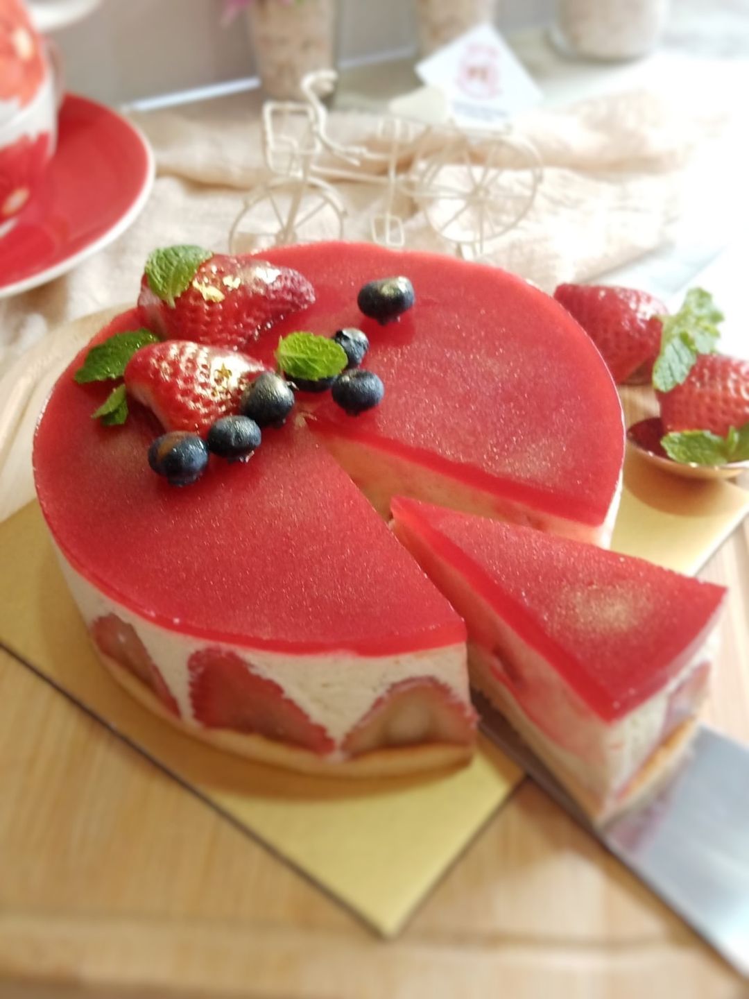 6” Fraisier Cake