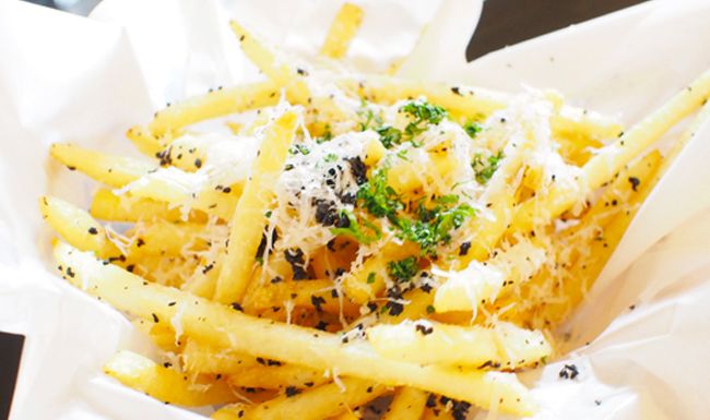 Truffle Fries with Parmesan 松露.鞋带薯条 🍟