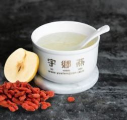 Bird Nest (Snow Pear and Wolfberry) 燕窝 雪梨和枸纪子