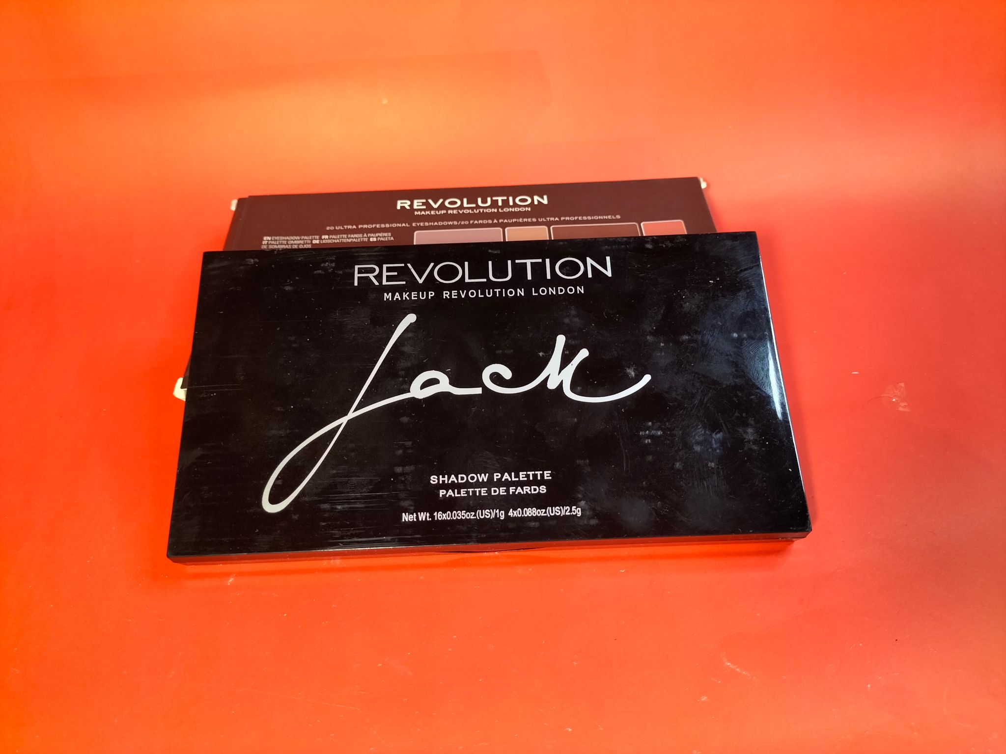 Revolution Shadow Palette with Mirror_1