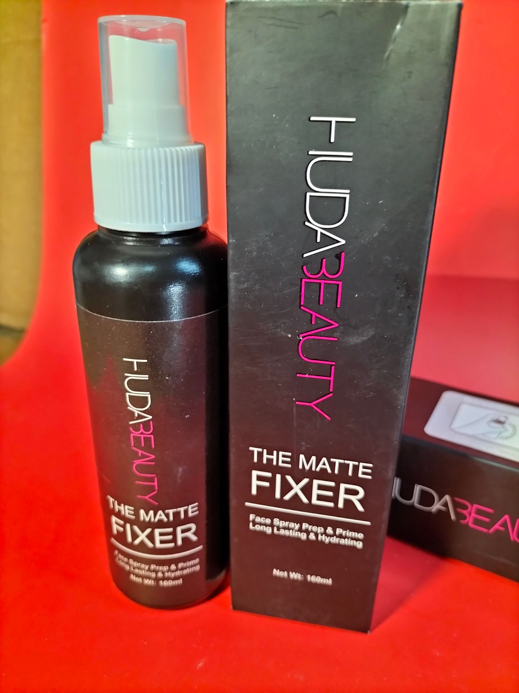 Huda Beauty Matte Fixer_1