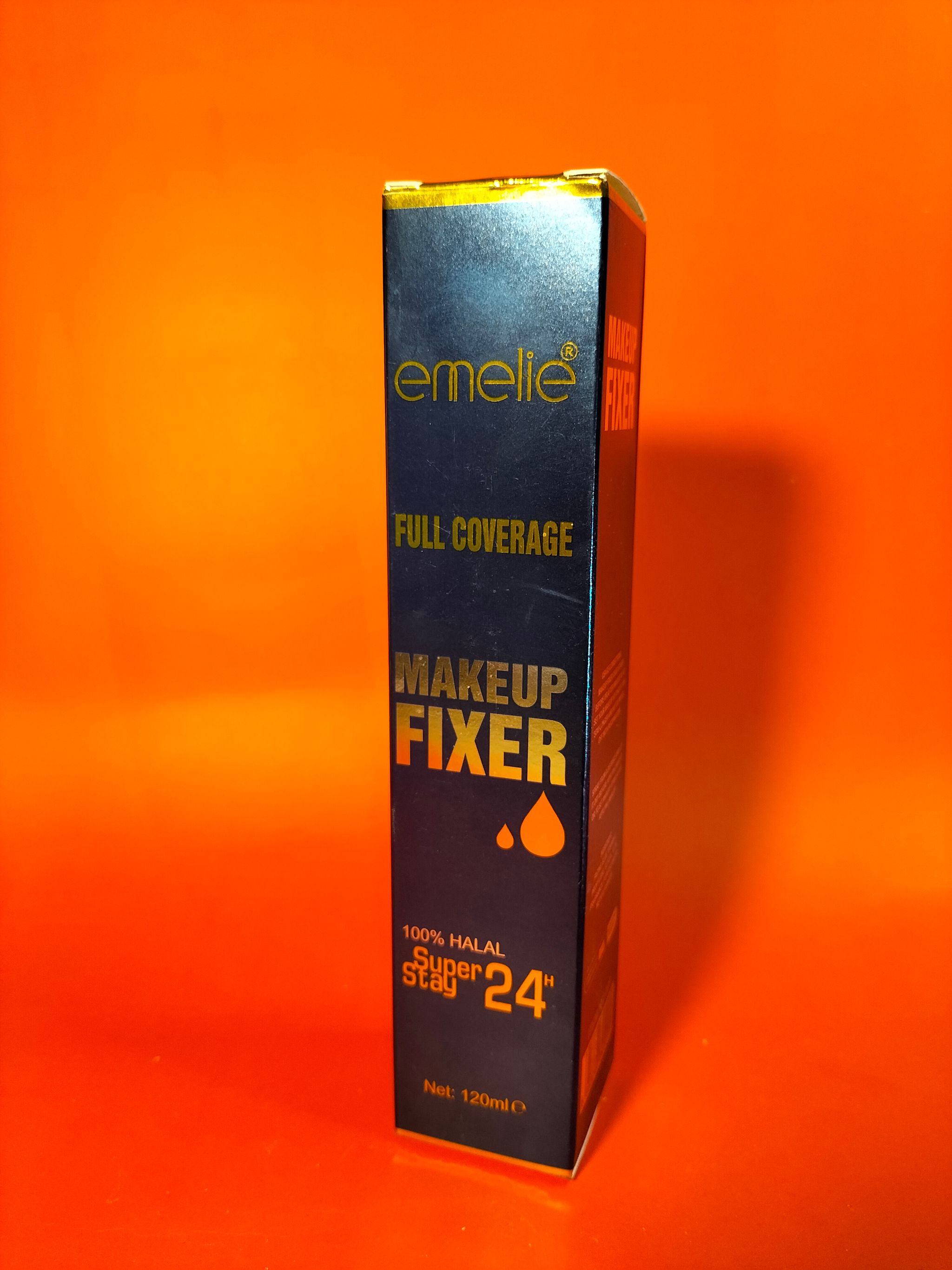 Emelie Makeup Fixer_1