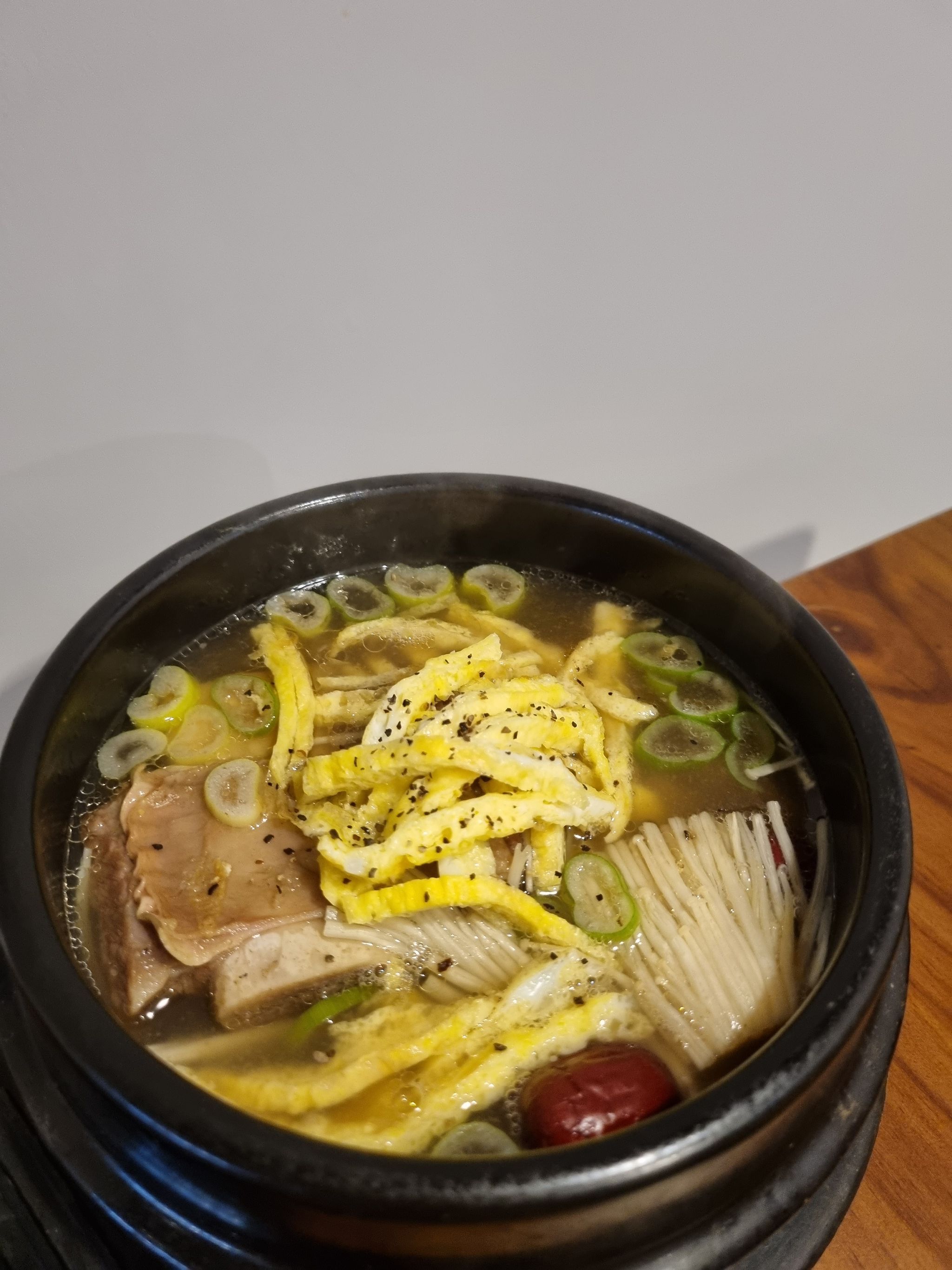 Beef rib Soup(갈비탕)-1인분_1