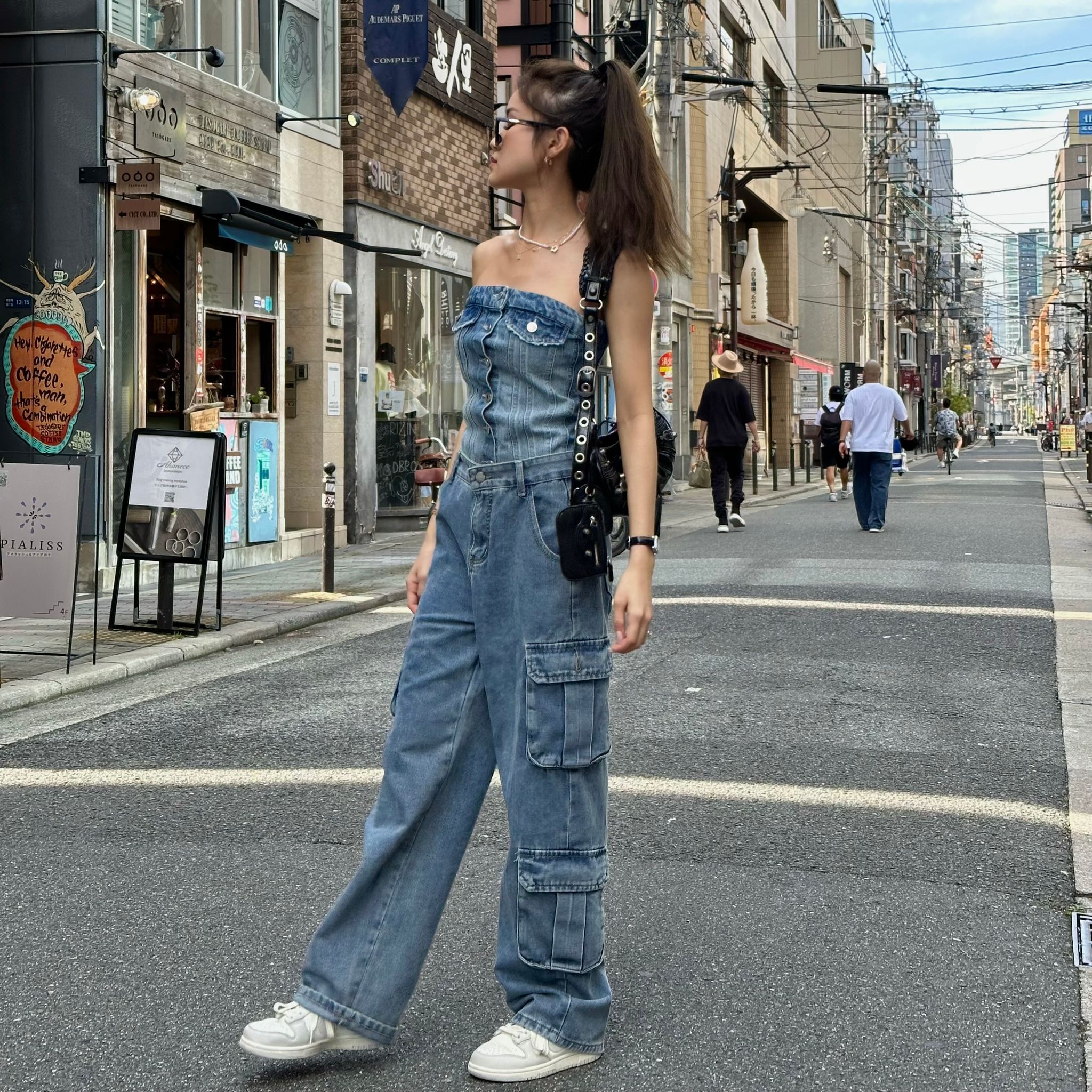 DENIM CARGO PANTS (Mid-Washed)_3