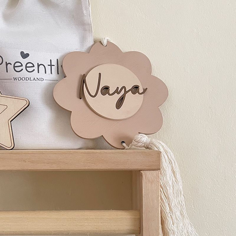 Personalized Daisy Plaque_2